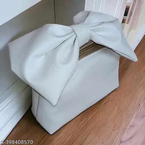 Simple and Sweet Sia Bow Bag